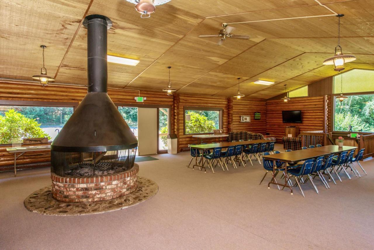 Chehalis Camping Resort Cottage 5 Onalaska Экстерьер фото